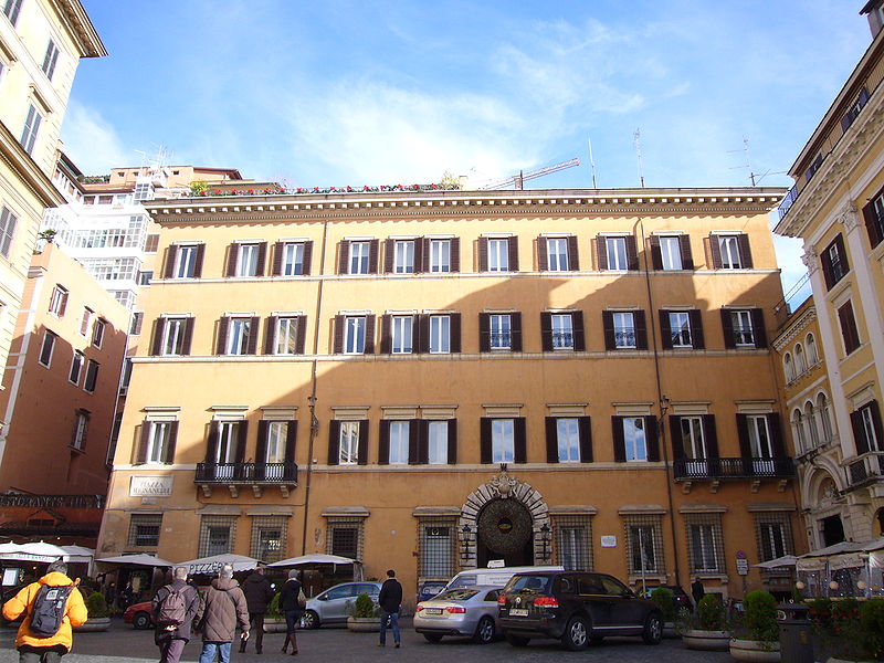 palazzo_Mignanelli-residenza-Valentino