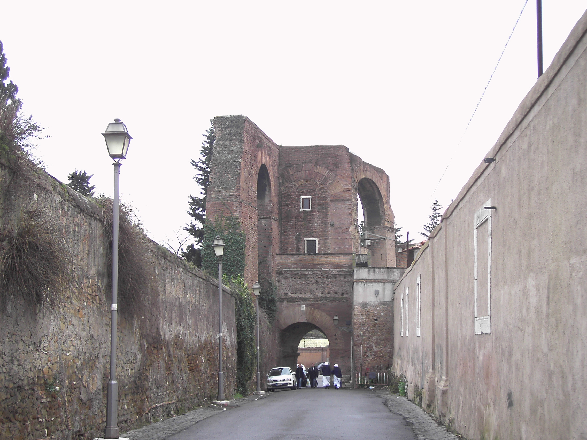 Arco di dolabella roma