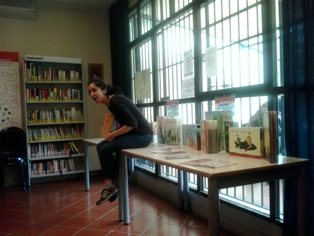 biblioteca villa leopardi con bambini