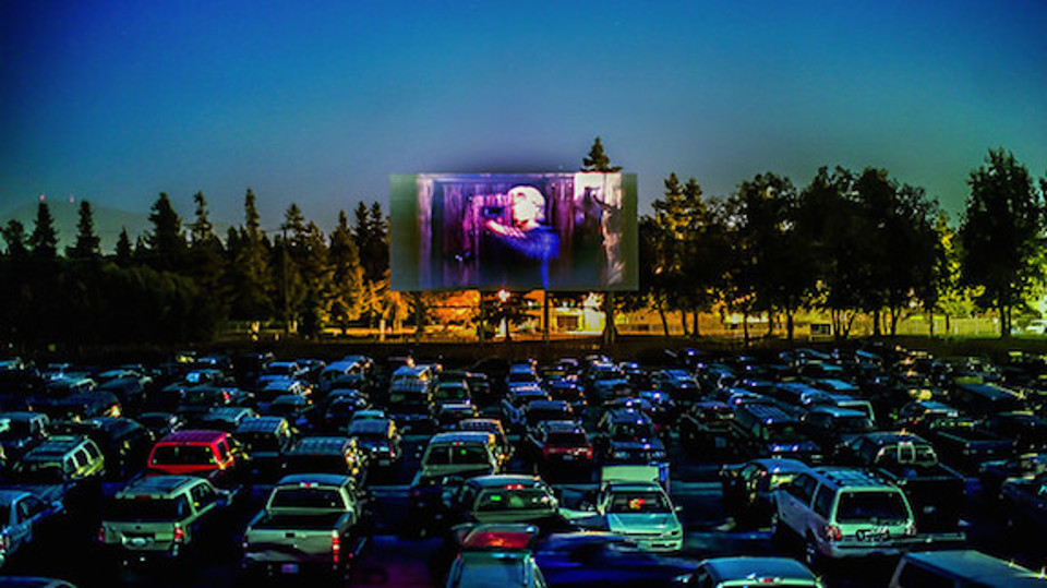 drive in a roma