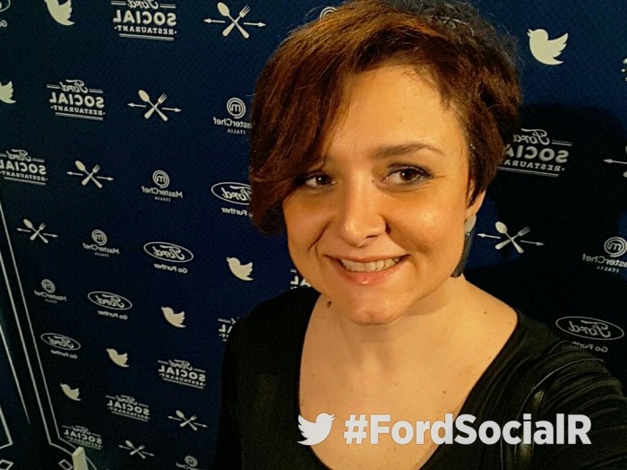 ford social restaurant selfie